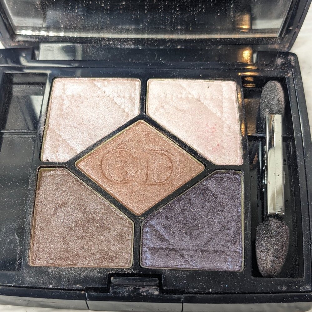 Dior 5 Couleurs Iridescent 809 Petal Shine Eyeshadow Palette‎ Full Size .21 oz - Picture 2 of 10